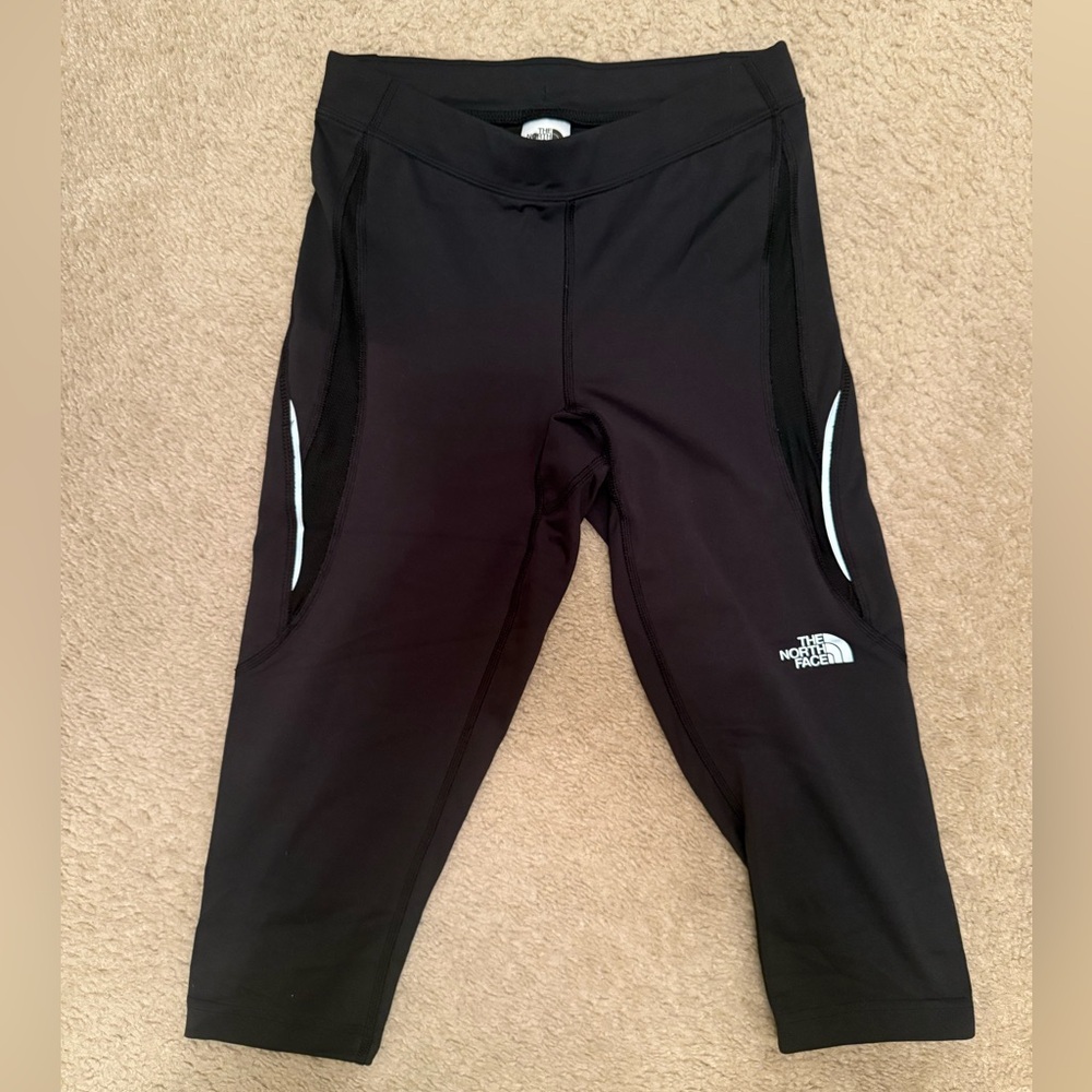 2 for $35 🩷💰✨ The North Face capri leggings